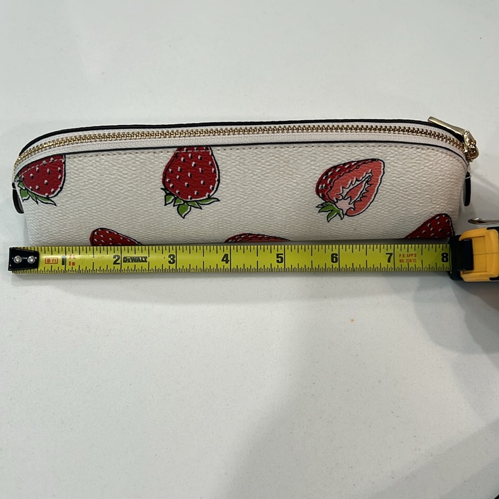 Cute.🍓Coach🍓Notebook &✏️✏️Case. - Picture 11 of 16